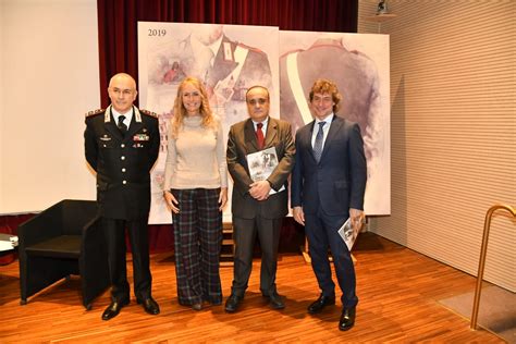 I Carabinieri Presentano Il Calendario Storico E LAgenda Storica 2019