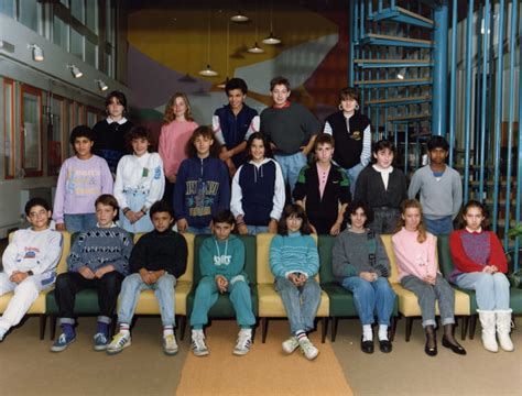 Photo de classe Classe de 5ème 2 année scolaire 1988 1989 de 1989