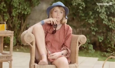 CFNF CMNF Only One Naked Outdoor Scene