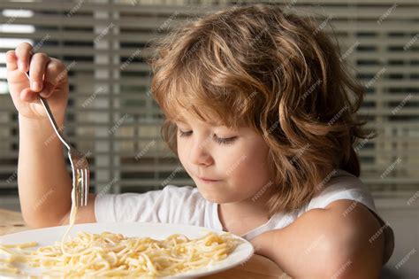 Kid Eating Spaghetti Meme