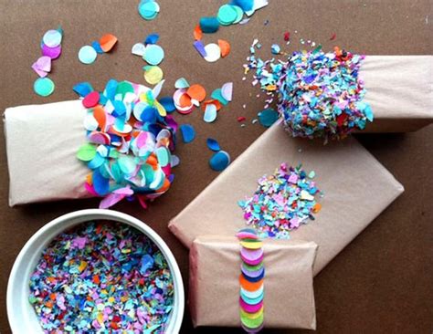 A Matter Of Style: DIY Fashion: 10 creative gift wrapping ideas