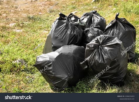 26988 Garbage Bags Full Images Stock Photos And Vectors Shutterstock