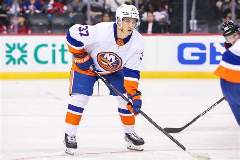 New York Islanders Should Call Up Iskhakov but It's Complicated
