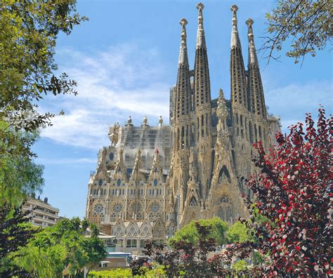 Obiective Turistice Barcelona Ce Poti Vizita In Barcelona In Zile