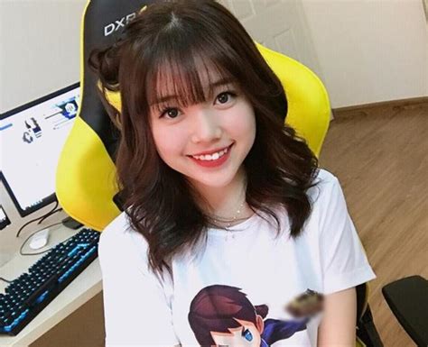 Tiểu Sử Streamer Linh Ngọc Đàm Lộ Clip Thủ Dâm Mới Nhất