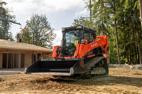 Redesigned Compact Track Loader Joins Kubota S Equipment Lineup Turf