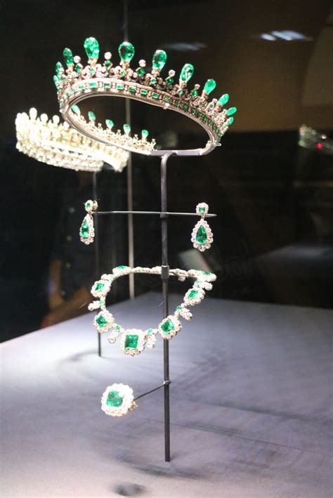 May Jewels Britain S Best Emeralds Royal Central