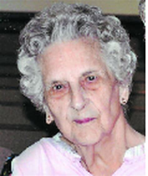 Read The Full Obituary For Madonna S Grandmother Elsie Mae Fortin Hot