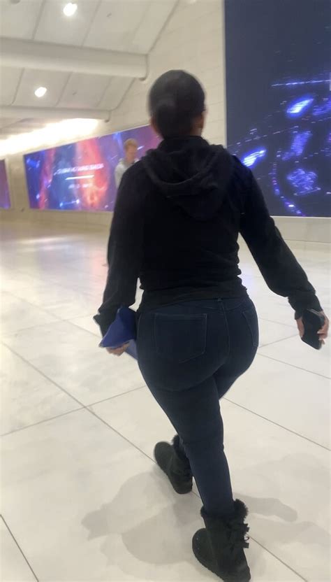 Huge Ass Latina In Jeans Phat Oc Forum