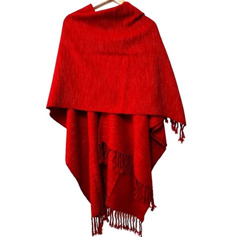 Ruana Artesanal De Mujer Roja Nadina Ponchos Y Mantas