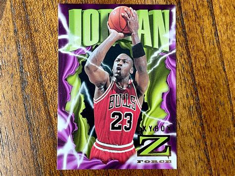 1996 Michael Jordan Skybox Z Force Card 11 Sharp Corners No Creases