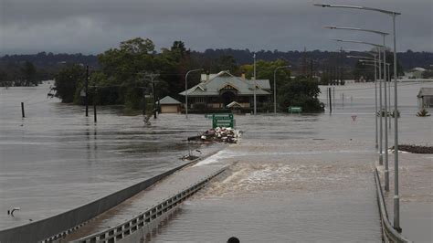 Sydney floods: Hawksbury City Council turns off sewage pump due to ...