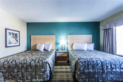 Ramada Edmonton Yellowhead NW - Bilt by Jaffer