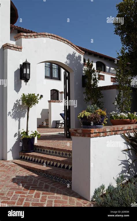 Spanish Colonial California Residence Stock Photo Alamy