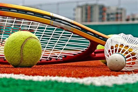 Tennis Vs. Badminton: Easy Comparison Guide – Racket Rampage