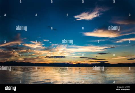 Beautiful Sunset On Pacific Ocean Stock Photo Alamy