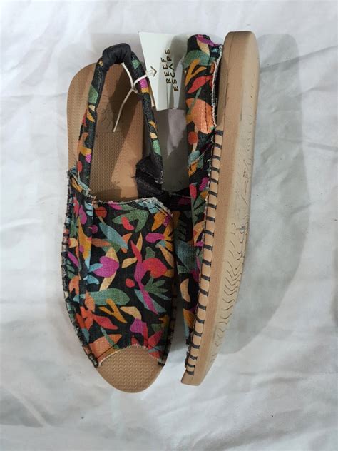 Reef Escape Sling Prints Women S Fashion Footwear Sandals On Carousell