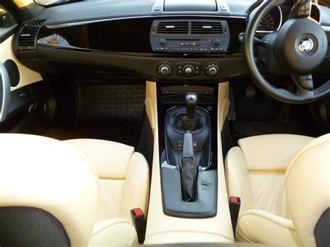 Anyone own a Z4 Individual? - Z4-forum.com