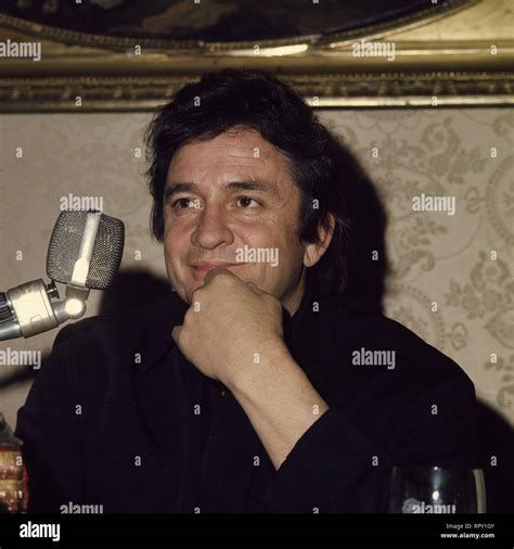 JOHNNY CASH (1980er) DFA/Reiss / Überschrift: Johnny Cash Stock Photo - Alamy