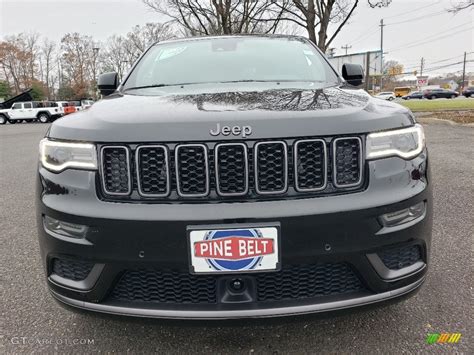 2020 Diamond Black Crystal Pearl Jeep Grand Cherokee High Altitude 4x4