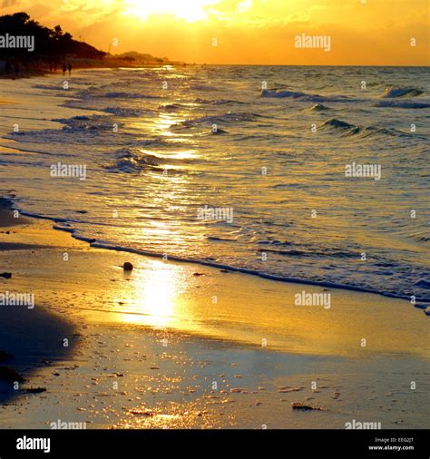 Sunset on a beach in Varadero, Cuba Stock Photo - Alamy