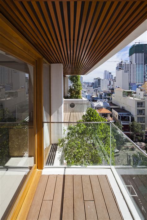 Gallery of Hotel Golden Holiday in Nha Trang / Trinhvieta-Architects - 9