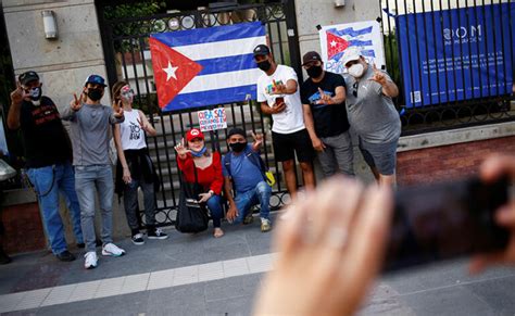 López Obrador calls for end to US blockade of Cuba to end protests