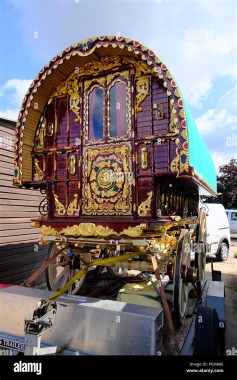 Gypsy Romany Caravan Wagon Hi Res Stock Photography And Images Alamy