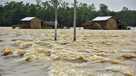 Bihar Flood Situation Remains Grim 7440 Lakh People Affected In 16