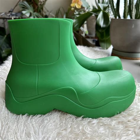 Bottega Veneta Mens Green Boots Depop