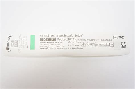 Smiths Medical 3065 Protectiv Plus Safety Iv Catheter 18g X 1 14inch