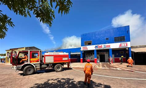 Incêndio em Palmas vídeo mostra o avanço das chamas as explosões