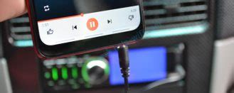 Как слушать музыку в машине с телефона? Через Bluetooth, AUX, USB ...