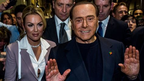 Francesca Pascale Con Silvio Berlusconi Muore La Mia Vecchia Vita E