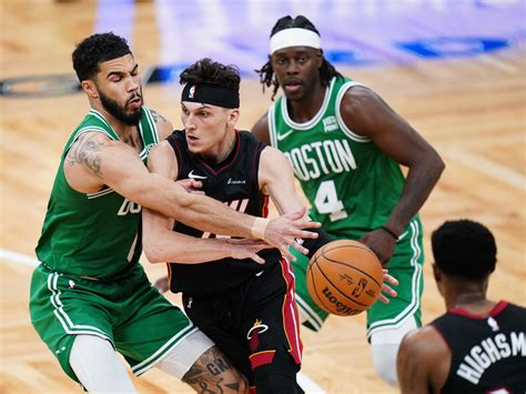 Miami Heat Stun Boston Celtics Thunder Thrash Pelicans In Nba Playoffs