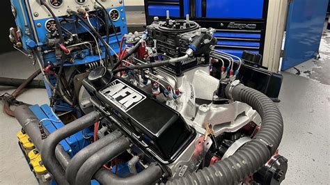 421 Inch Small Block Makes 839 HP On Port Injection Nitrous Hit