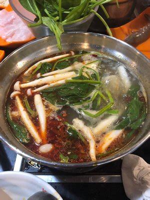 NINE SPICES HOT POT Updated January Photos Reviews Th St N