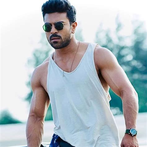 Ram Charan ఫ్యాన్స్‌కు ఫుల్ మీల్స్ రెడీ చేస్తున్న రామ్ చరణ్ ఇకపై