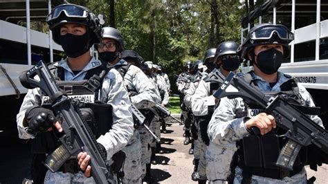 México militariza su Guardia Nacional en medio de polémicas