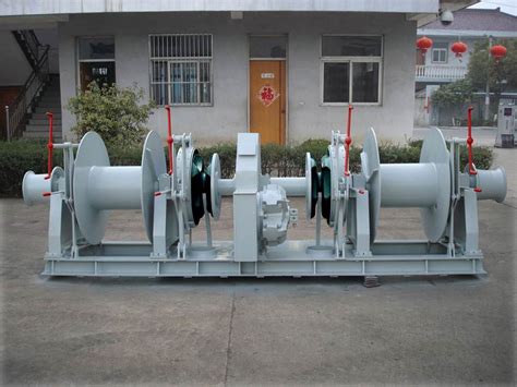 Hydraulic Double Sprocket Double Reel Combined Windlass China 5 Ton ~ 200 Ton Anchor Handling