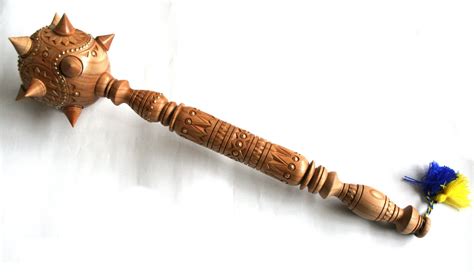 Булава деревянная, резная, инкрустированная медью (49 x 13 x 13 см ...