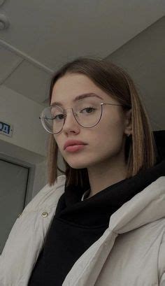 glasses 2 | Kacamata fashion, American beauty, Potret diri
