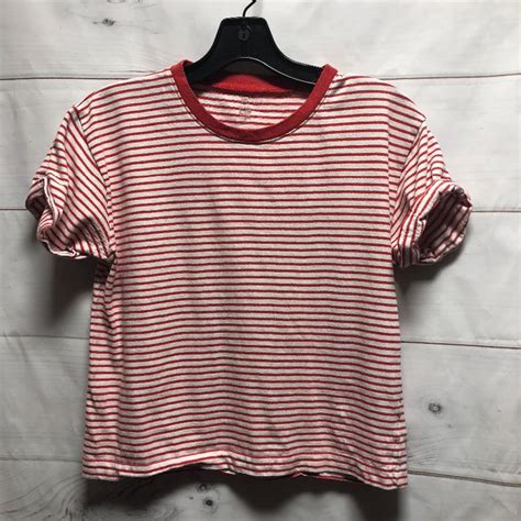 Horizontal Striped Retro 1970s Style T Shirt W Ringed Neck And Rolled