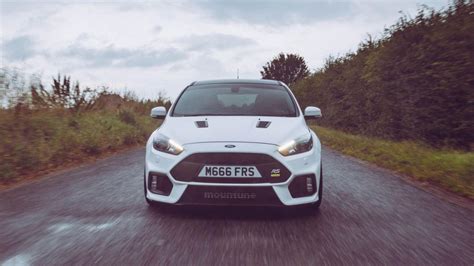 Review Mountunes Ford Focus RS Mk3 520 Pk Gereden Door TopGear UK