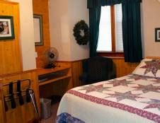 Crandell Mountain Lodge | Waterton Lakes National Park