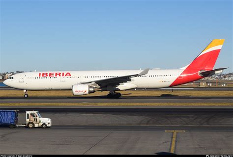 Ec Lzj Iberia Airbus A Photo By Evan Dougherty Id