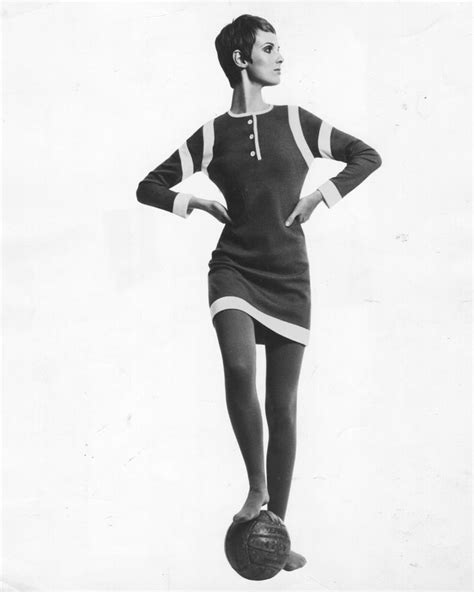 Mary Quant How Her 1960s Space Age Fashions Changed What We Wear