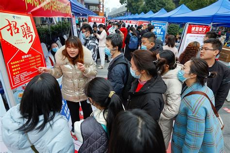 人社部指今年就業形勢將持續回暖 但就業總量壓力仍存 Rthk