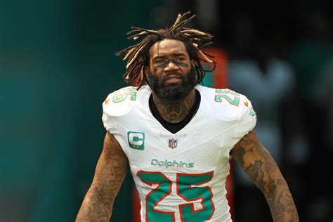 Dolphins To Release Cb Xavien Howard Jalen Ramsey Stirs The Pot With