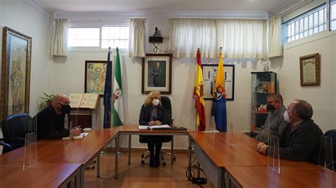 La Alcaldesa Recibe A La Nueva Junta Directiva De La Asociaci N De